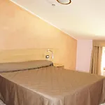 Halanus And Hotel