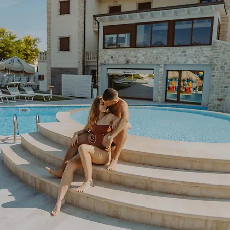 Hotel Halanus And 3*