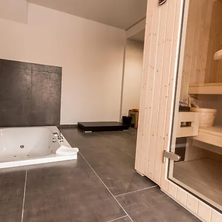 Halanus And 3* Alanno