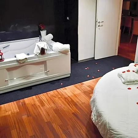 Hotel Halanus And