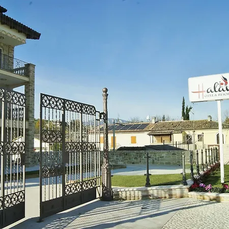 Halanus And Hotel Alanno