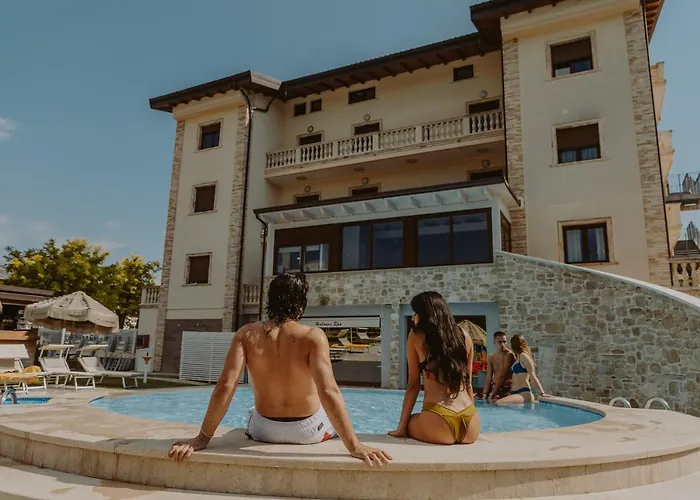 Отель Halanus And Alanno