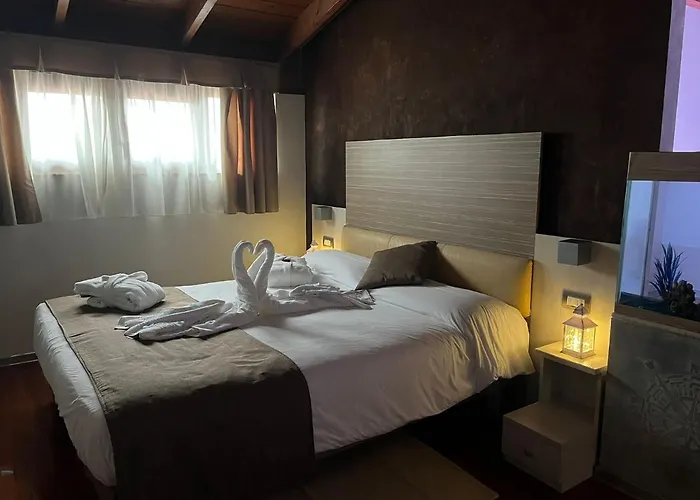 Halanus And 3* Alanno