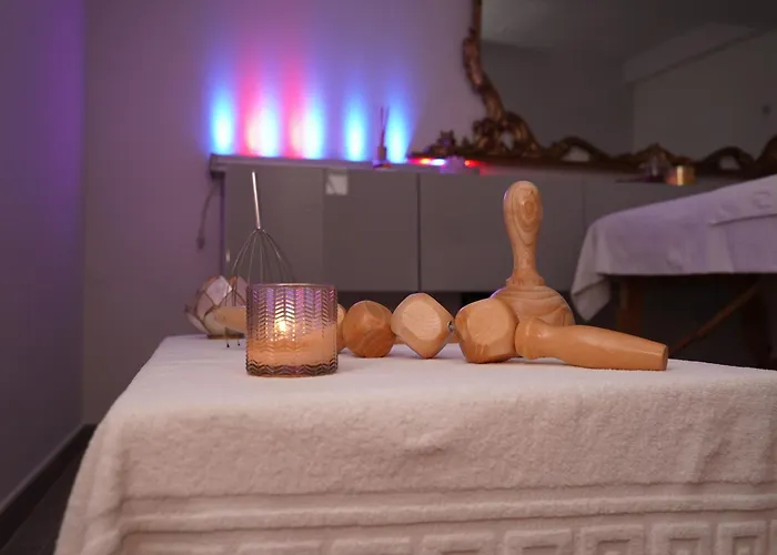 Halanus And Szálloda Alanno