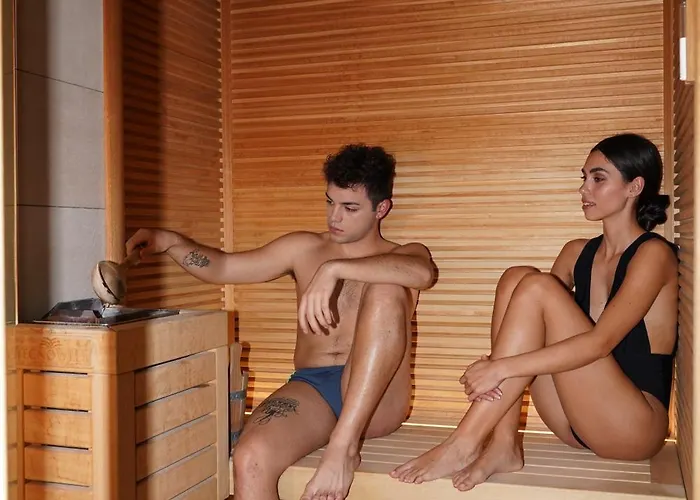 Halanus And Отель Alanno