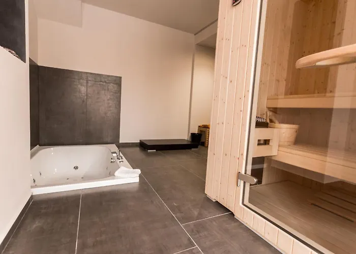 Halanus And 3* Alanno