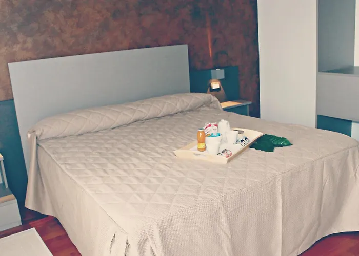 Halanus And Szálloda Alanno