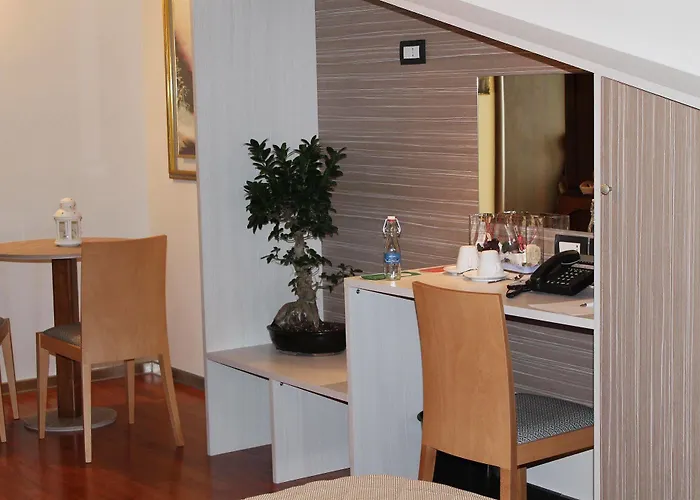 Halanus And Szálloda 3*