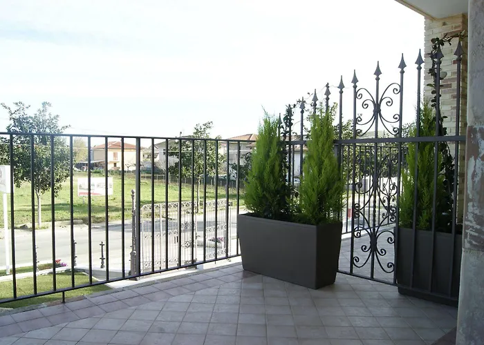 Halanus And Отель 3*