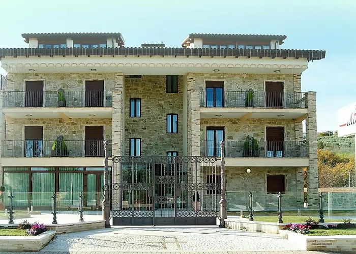 Halanus And Отель 3*