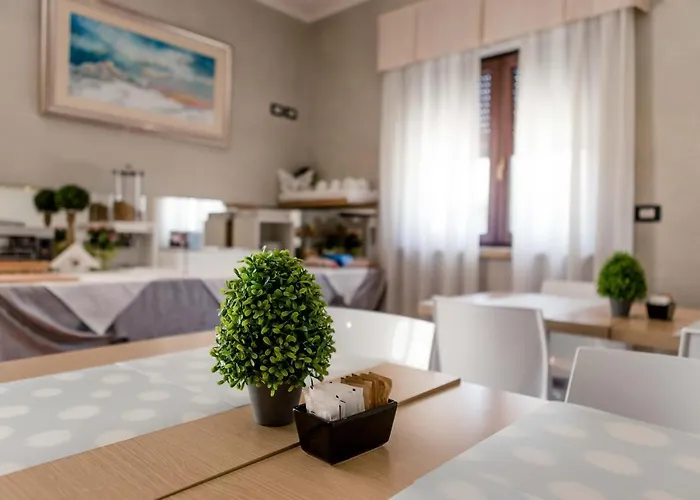 Szálloda Halanus And 3*