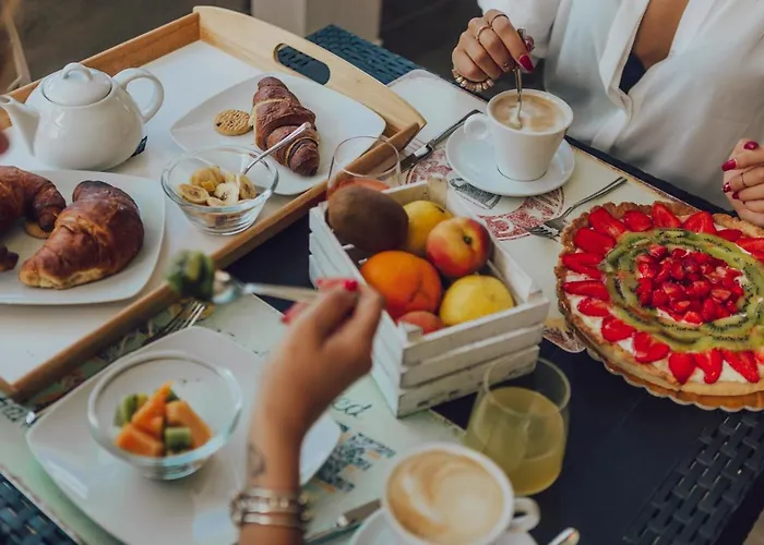 Halanus And Szálloda 3*